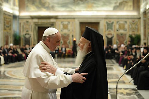 http://antimodern.ru/wp-content/uploads/patriarch-pope-holy-land.jpg