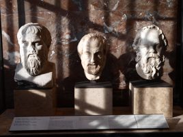Платон, Аристотель, Сократ. Лувр.