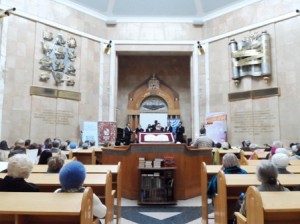 "Пасхальный марафон" в мемориальной синагоге