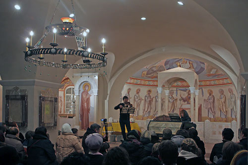 Об исполнении православных церковных песнопений и молитв