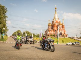 Мотобратия на мотокрестном ходу в Ижевске