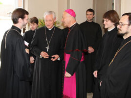 Православную семинарию посетили католические епископы